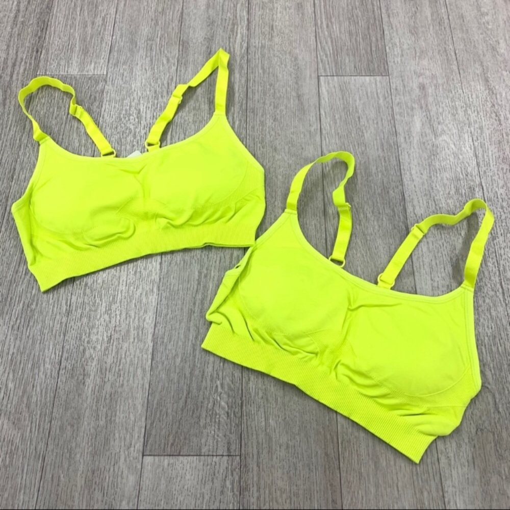 NEW “NIkibiki” # NKT1206 Neon Green Sports Bra